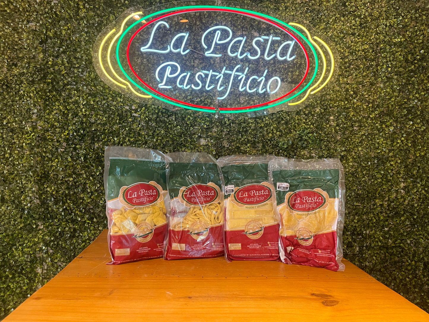 Pasta Perfetta R$57,00 - CUPOM: ASSINATURA59 (59%OFF) - 8/10 Porções